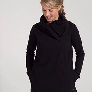 Lululemon Women's Wrap Black Sweater